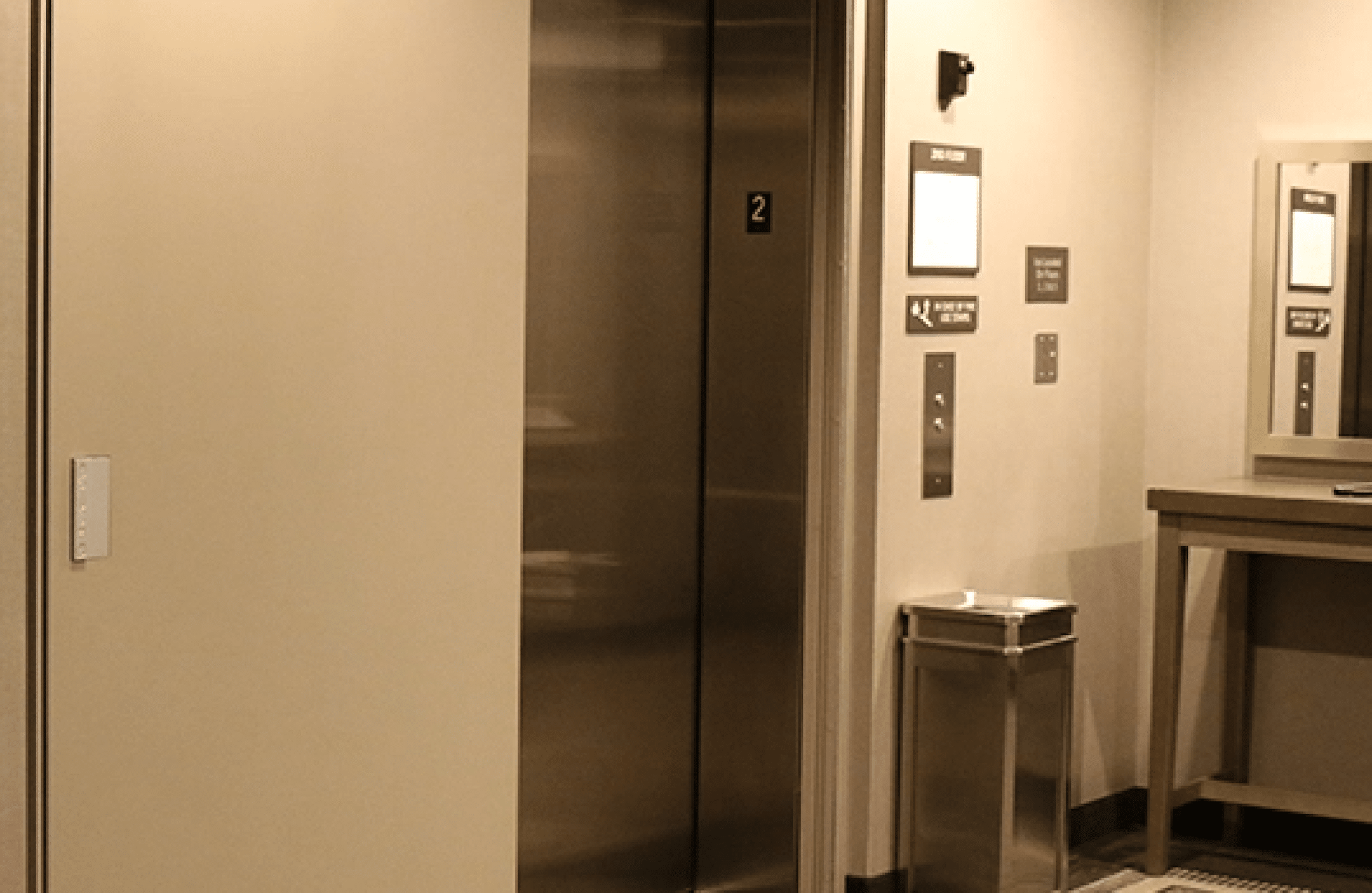 Hyatt Place Hotel elevator vestibule